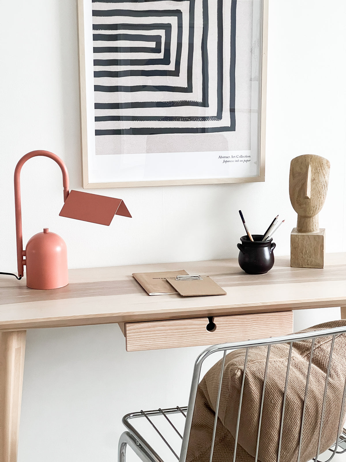 Angol Slim Bordslampa Peach