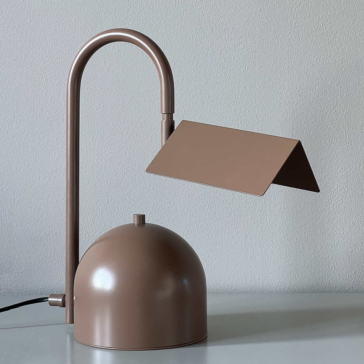 Angol Chunky Bordslampa Brun
