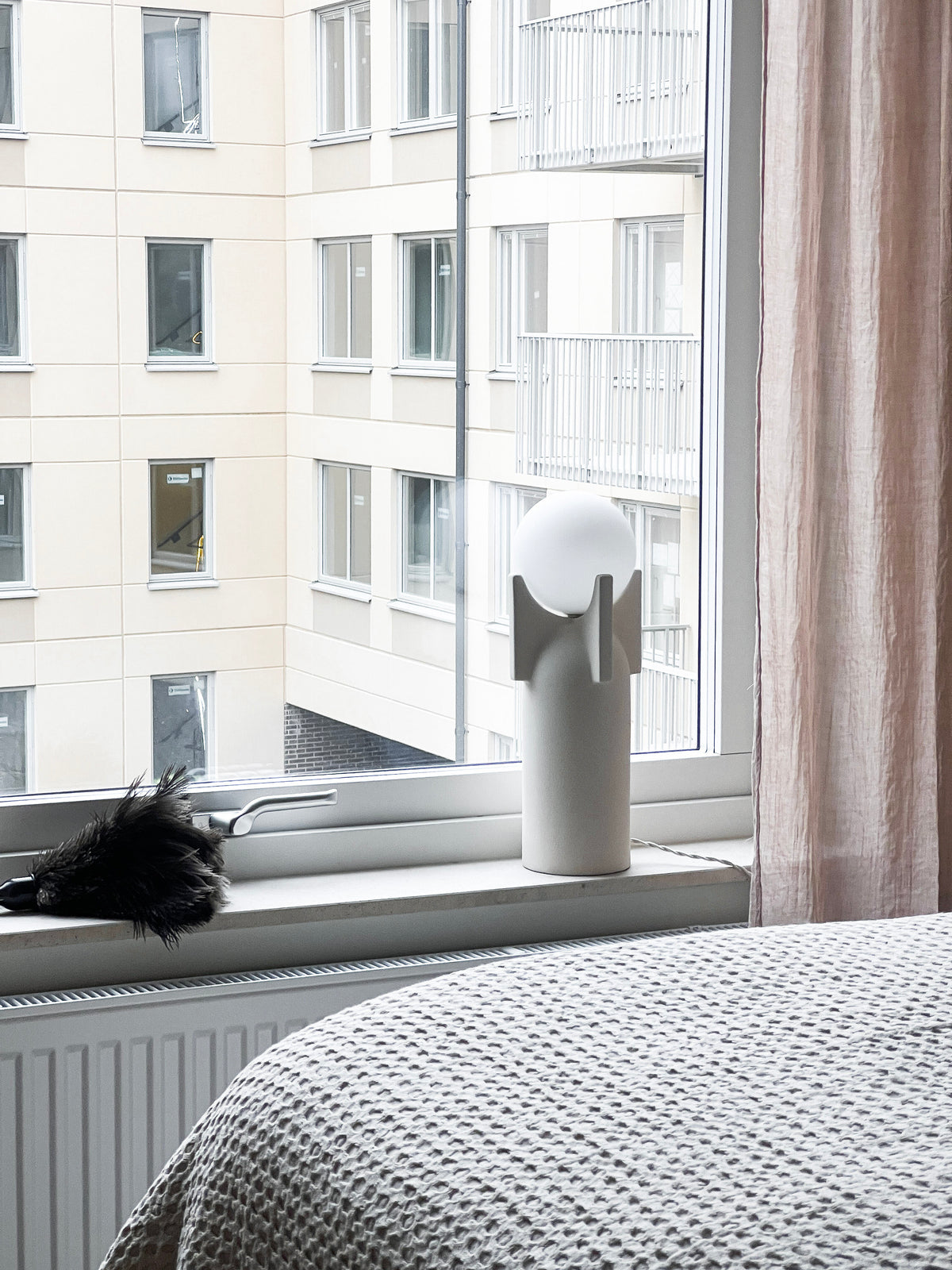 Tornitto Bordslampa Sand